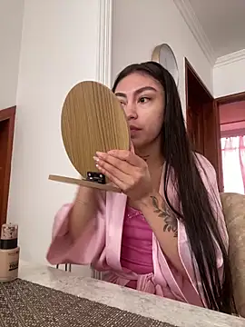 Snapshot of Effy_Bonny chatting on September 2025 04:23:02 PM Effy Bonny online show from September 2025 04:23:02 PM