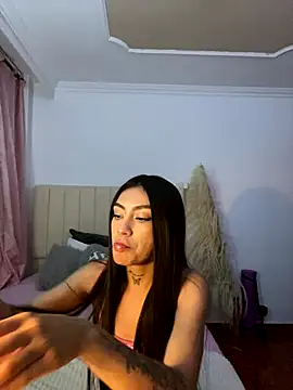 Snapshot of Effy_Bonny chatting on October 2025 04:29:01 AM Effy Bonny online show from October 2025 04:29:01 AM
