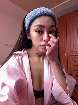 Effy Bonny online show from October 2025 06:32:01 PM