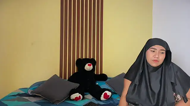  Shara Handal  online show from March 2026 07:03:02 AM