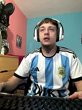 Nenejoven16- online show from November 2025 10:25:02 AM