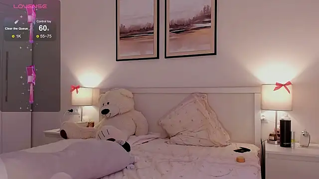 diana nier online show from February 2026 07:18:01 PM