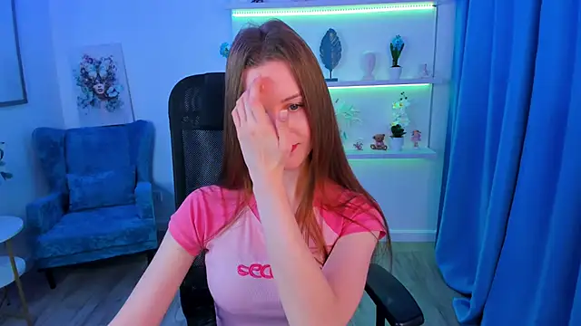 MileyWings online show from September 2025 04:44:01 AM