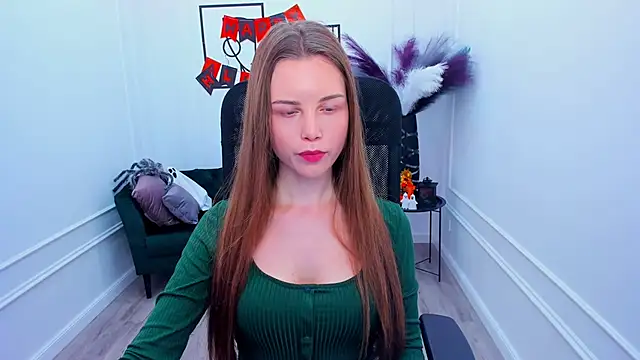 MileyWings online show from October 2025 12:33:01 PM