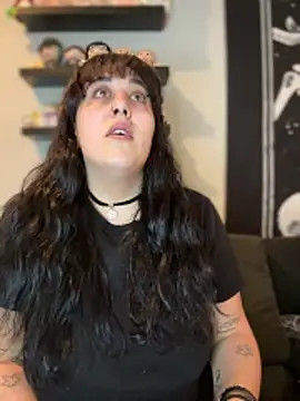 ThicBunz online show from November 2025 05:52:01 PM