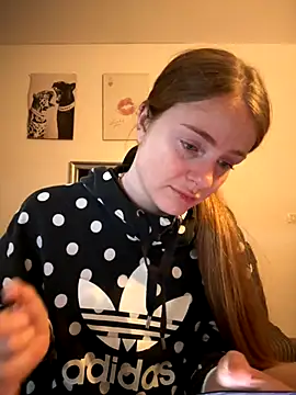 Piinkpandora online show from November 2025 05:45:01 PM