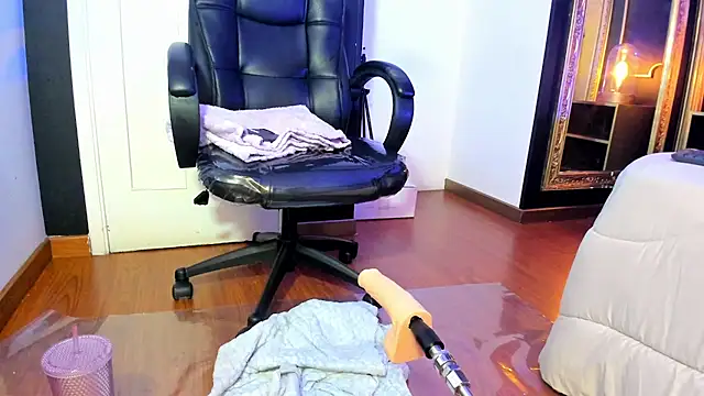 JeyLee online show from February 2025 12:05:02 PM