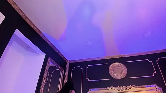 JeyLee online show from February 2025 11:51:01 AM