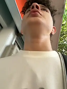 Snapshot of Nathan_Bluee chatting on September 2025 11:22:02 AM Nathan Bluee online show from September 2025 11:22:02 AM