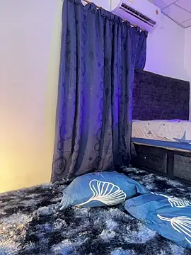 Nathan Bluee online show from November 2025 03:36:02 PM