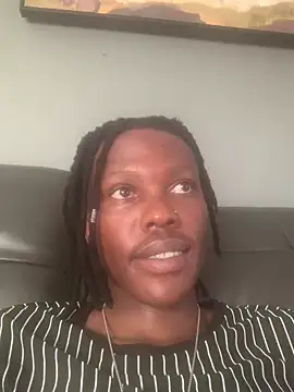 Snapshot of MluTheFixer chatting on December 2024 03:57:02 PM MluTheFixer online show from December 2024 03:57:02 PM