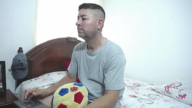 ambar jacksonn online show from September 2025 09:07:02 PM