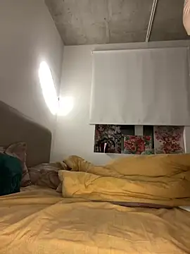  urbestie  online show from February 2025 08:44:02 PM