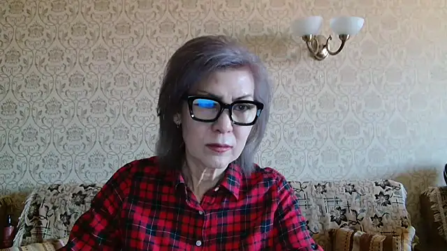 Elegant00Lady online show from October 2025 06:00:02 AM