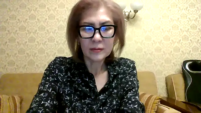 Snapshot of Elegant00Lady chatting on April 2026 02:08:02 PM Elegant00Lady online show from April 2026 02:08:02 PM
