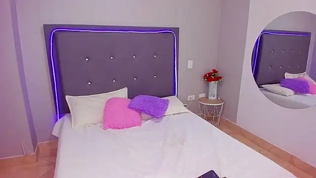 emma lye online show from February 2025 02:13:02 PM