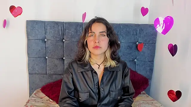 riley colors online show from February 2025 10:04:01 PM