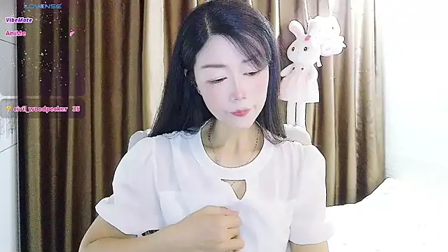 Snapshot of CindyHK chatting on May 2026 04:52:01 AM CindyHK online show from May 2026 04:52:01 AM
