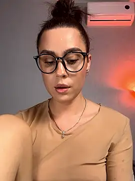 MiaNell online show from January 2026 09:07:02 PM