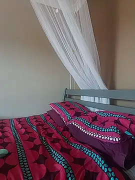 Snapshot of Missmesexycouple69 chatting on September 2025 12:29:01 PM Missmesexycouple69 online show from September 2025 12:29:01 PM