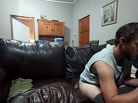 Snapshot of Missmesexycouple69 chatting on October 2025 11:28:02 PM Missmesexycouple69 online show from October 2025 11:28:02 PM