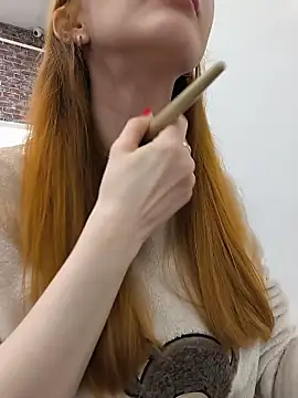 Snapshot of MayaSolar chatting on January 2026 10:13:02 PM MayaSolar online show from January 2026 10:13:02 PM