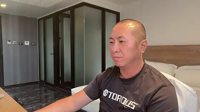 chih515 online show from April 2026 08:53:02 AM