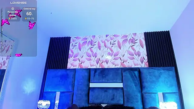 Larabrooks online show from March 2026 07:11:01 PM