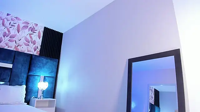 Larabrooks online show from March 2026 08:19:01 AM