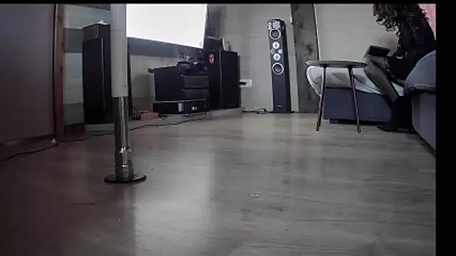 FLakiReve online show from November 2025 04:17:02 PM