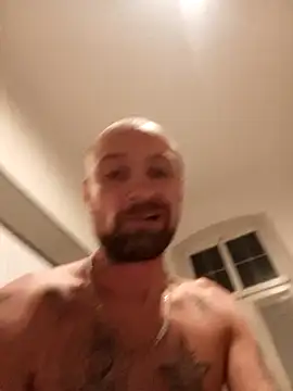 Snapshot of Diabel86 chatting on September 2025 08:21:02 PM Diabel86 online show from September 2025 08:21:02 PM