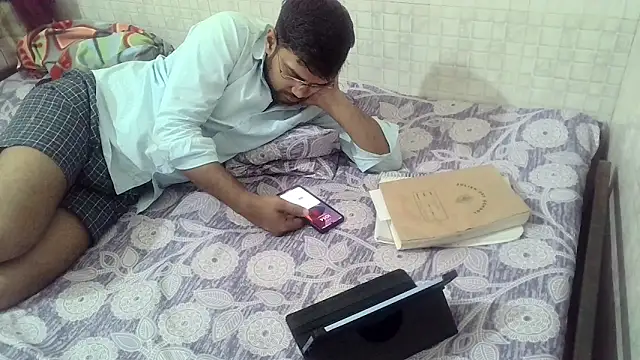 bigvorn6 online show from April 2026 04:44:02 PM