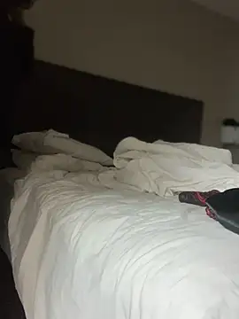 PrettyGal Tingz online show from February 2025 01:43:01 PM