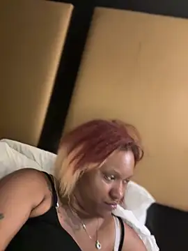 PrettyGal Tingz online show from June 2026 05:17:01 PM