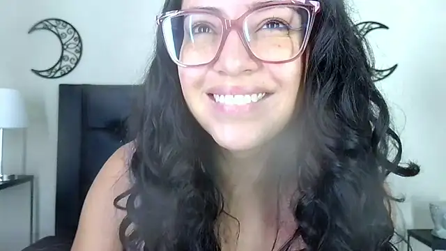 EvoletFMK online show from October 2025 11:05:01 AM