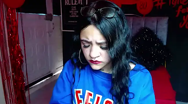 Violettasquirt online show from February 2025 03:15:02 PM