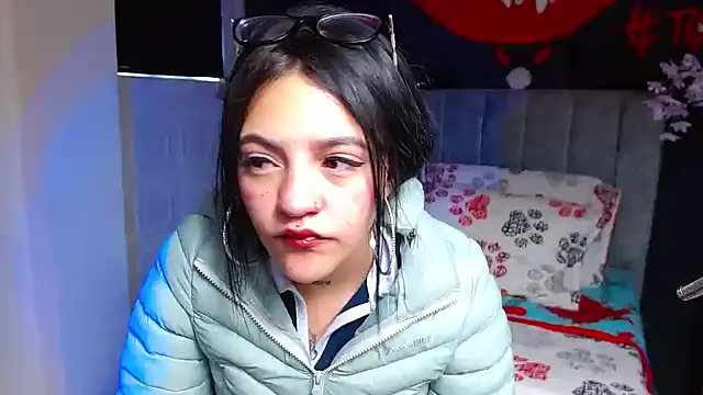 Violettasquirt online show from January 2026 01:37:02 PM