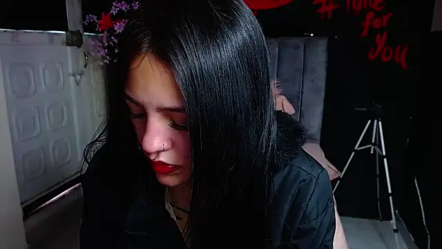 Violettasquirt online show from March 2026 02:02:02 PM