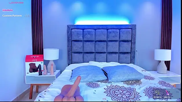 Susann Ross online show from March 2025 01:59:02 PM