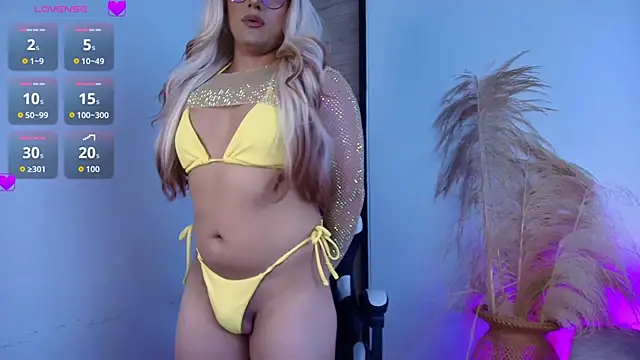 -Sofii  online show from December 2025 07:54:02 PM