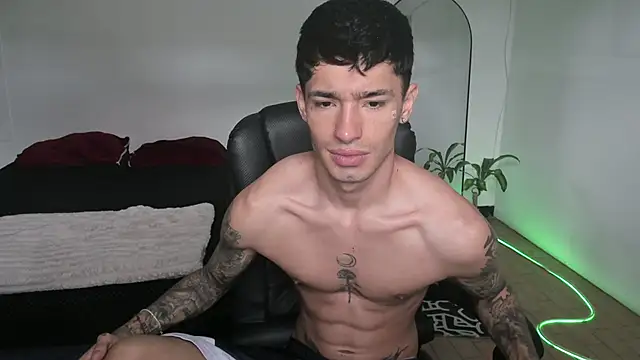 Damon  333 online show from April 2026 04:22:01 PM