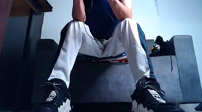 mastersmits online show from February 2025 04:40:02 AM