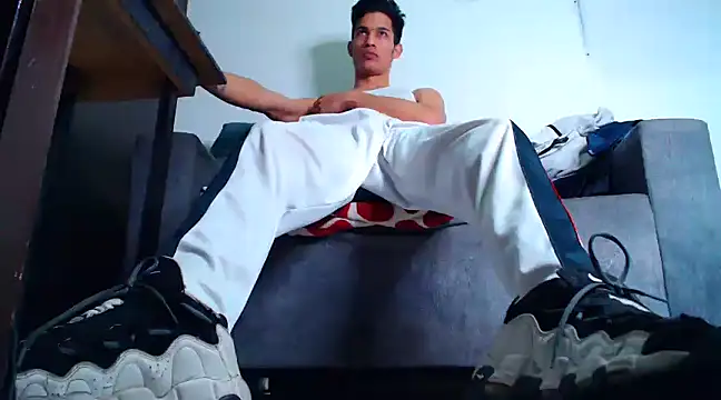 mastersmits online show from February 2025 03:20:01 AM