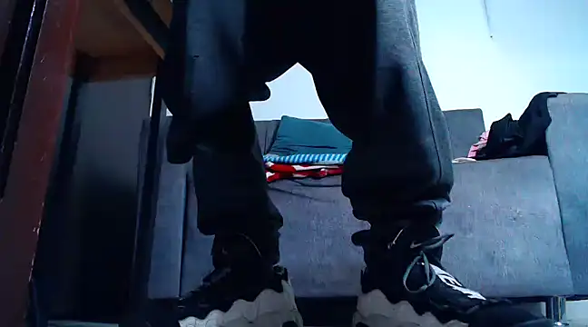 mastersmits online show from February 2025 09:25:02 AM