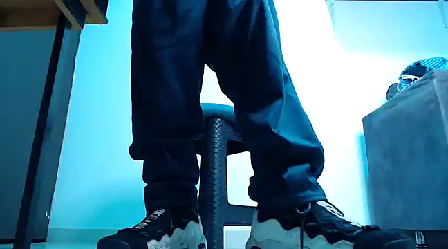 mastersmits online show from March 2025 01:54:01 AM