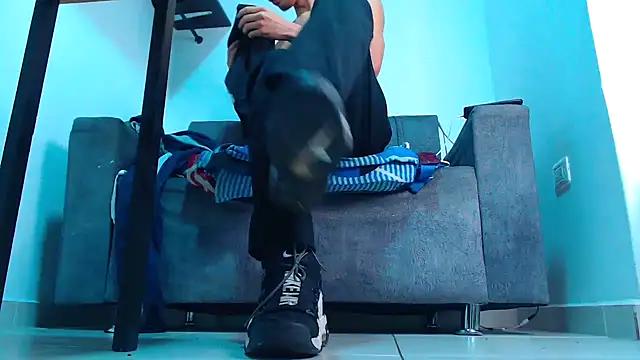 mastersmits online show from November 2025 02:11:01 AM