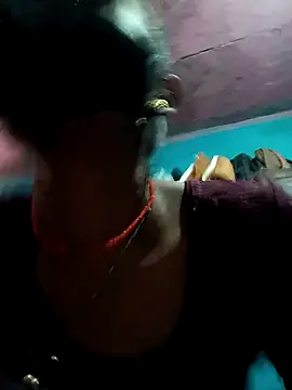 Snapshot of Poojashrma33 chatting on February 2025 07:26:01 AM Poojashrma33 online show from February 2025 07:26:01 AM