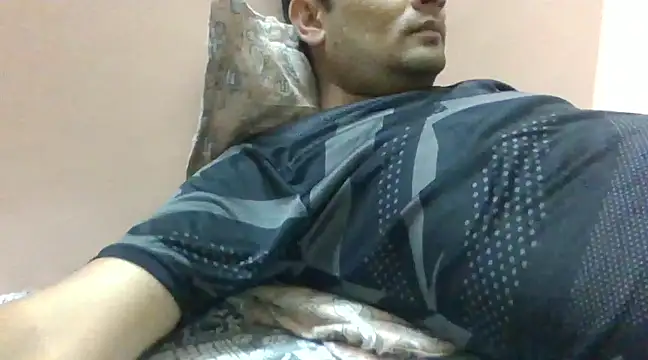 NiceBoy9099 online show from December 2024 12:05:01 PM