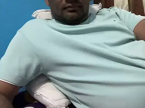 NiceBoy9099 online show from February 2026 10:38:01 AM