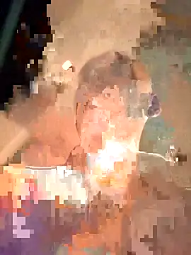 Pineapple04 online show from September 2025 07:48:01 PM